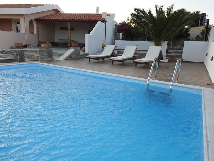 Villa Aeolos – Private Swim Spa, Sea View, Wi-Fi, Air Conditioning in Vai Beach, Lasithi