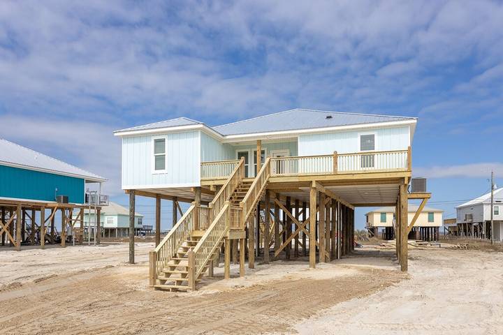 Vacation rental for 14 people, with hot tub in Dauphin Island