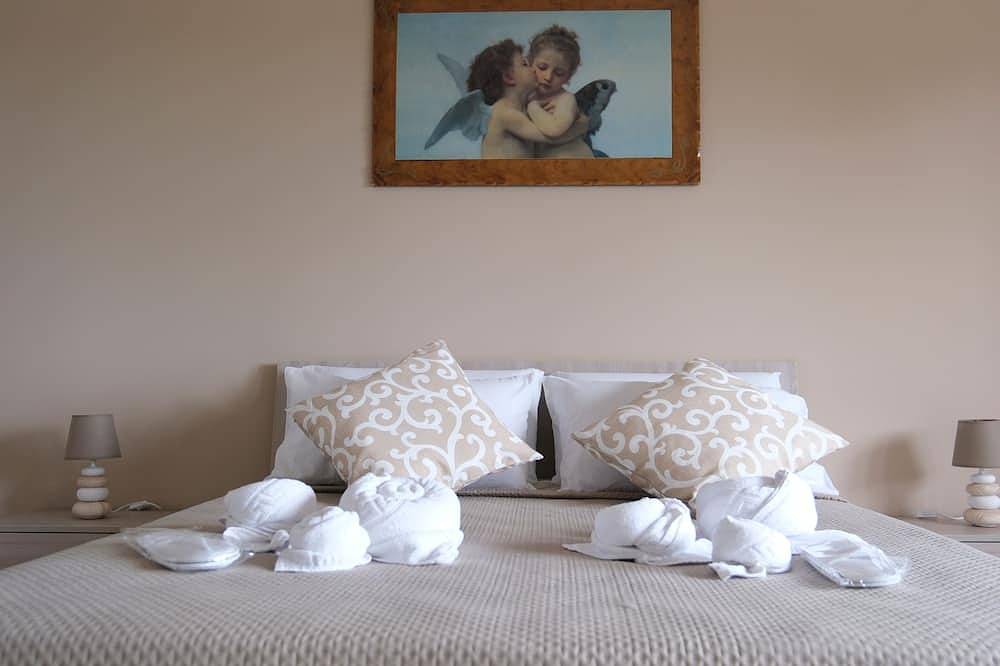 Beautiful Villa with swimming pool, relaxation area, fitness area, equipped with all amenities in Ceglie Messapica, Salento