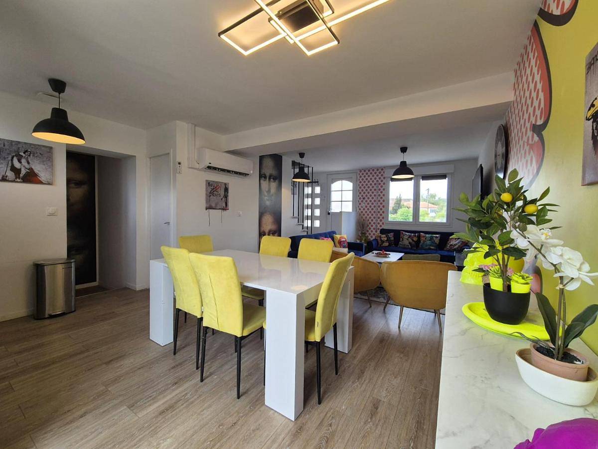 Appartement entier, Villahermosa, un oasis artistique in Tinqueux, Marne