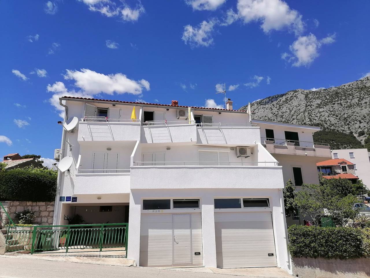 Ganze Wohnung, Apartments with parking space Igrane, Makarska - 24696 in Igrane, Makarska Riviera