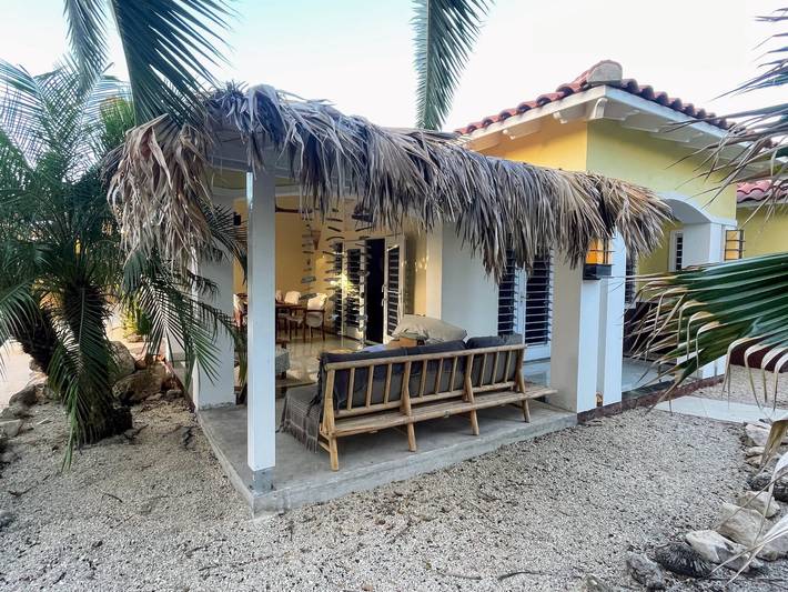 Villa voor 6 personen, met zwembad en tuin op Bonaire