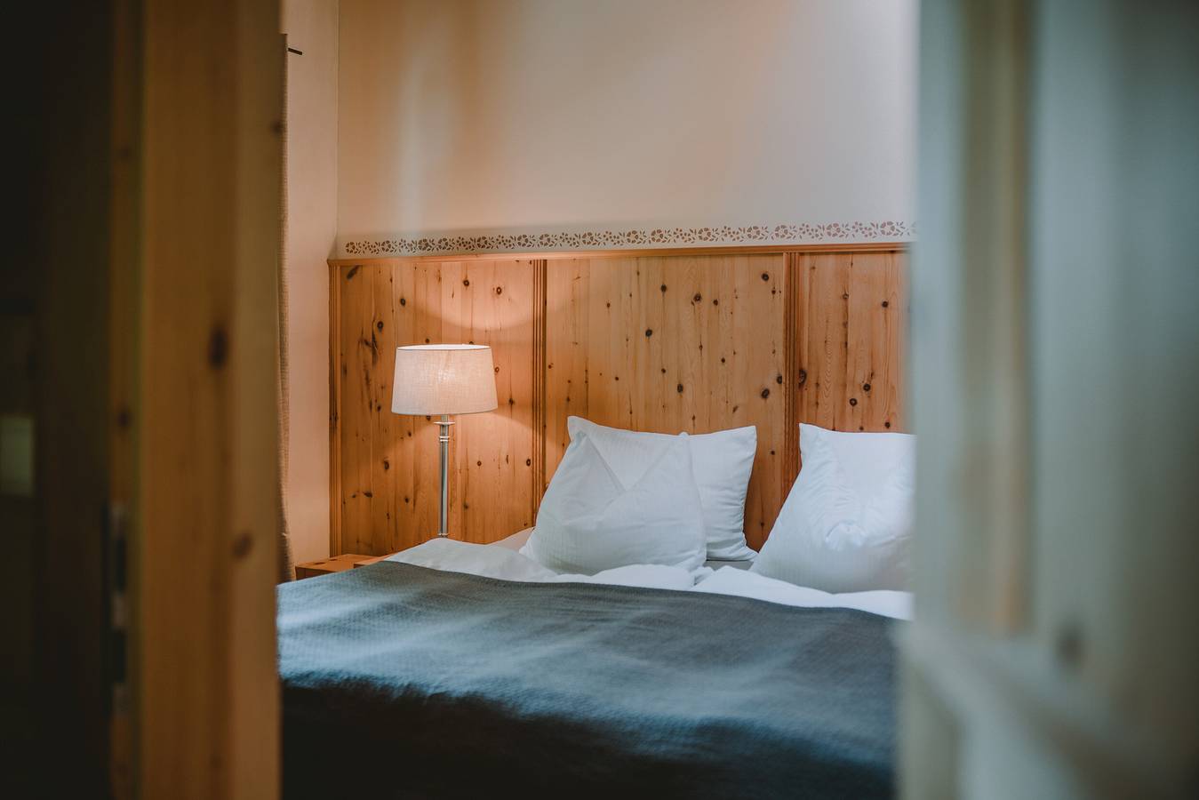 Entire apartment, Holiday Apartment 'Hof Neuhaus Platzerer Jöchl' with Mountain View, Garden & Wi-Fi in Platzers, Tisens