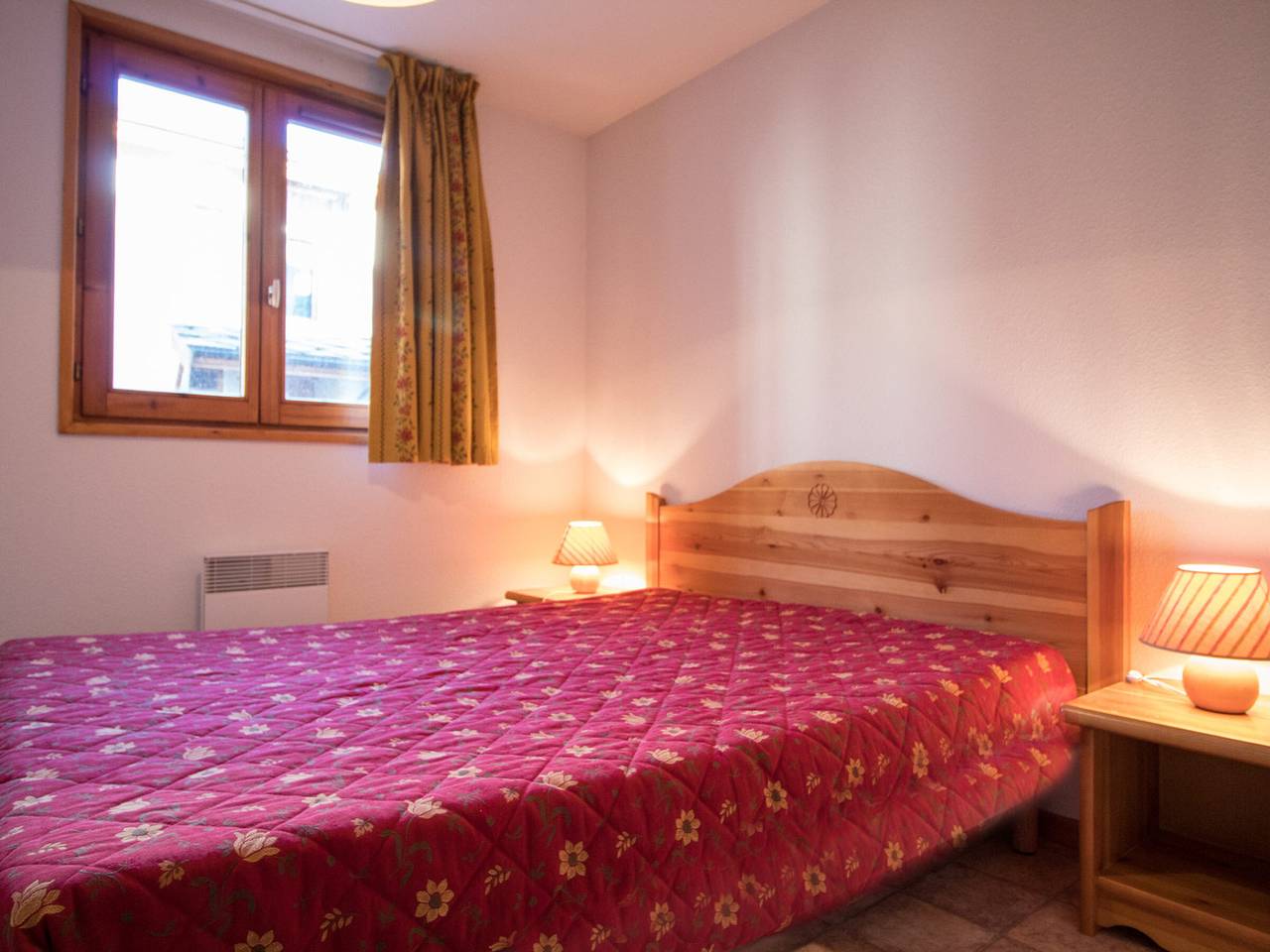 Entire apartment, Apartment for 6 in Aussois with parking in Aussois, Saint-Jean-de-Maurienne region