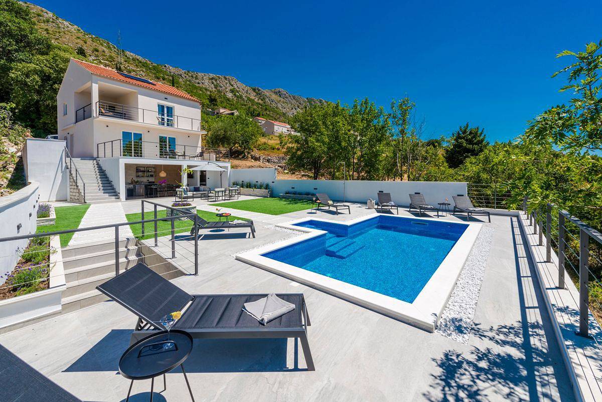 Casa vacanza a Breno a partire da 814€ a notte