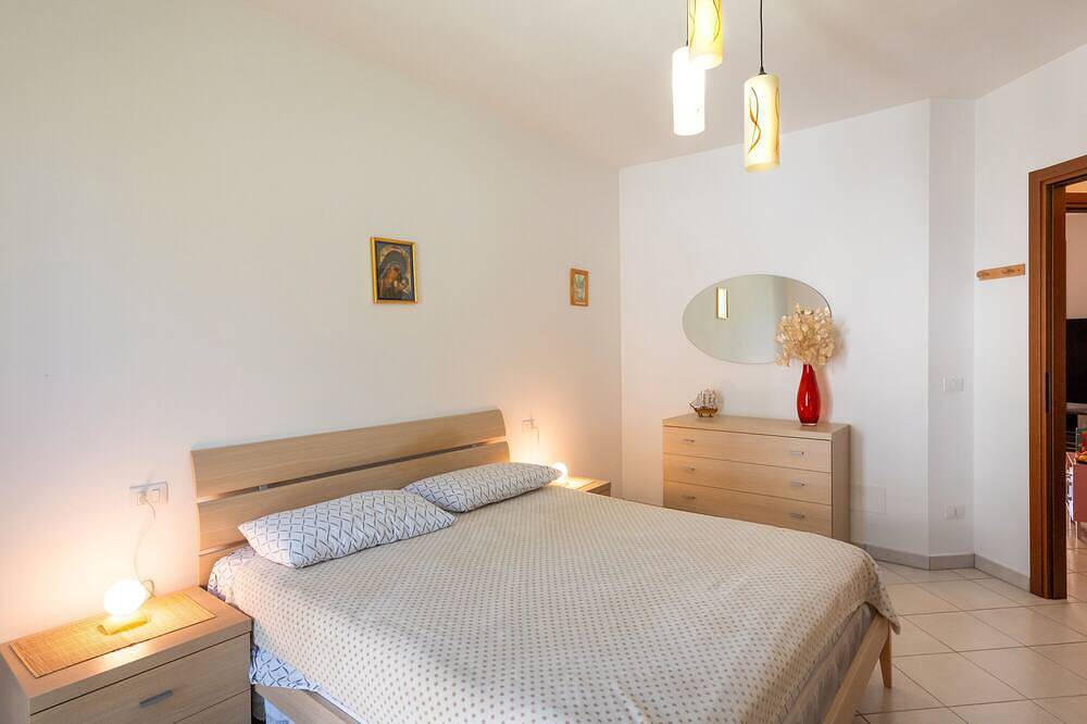 Casa Vacanze 'La Casa Dei Limoni' con Vista Mare, Terrazza Privata e Balcone in Riotorto, Costa degli Etruschi