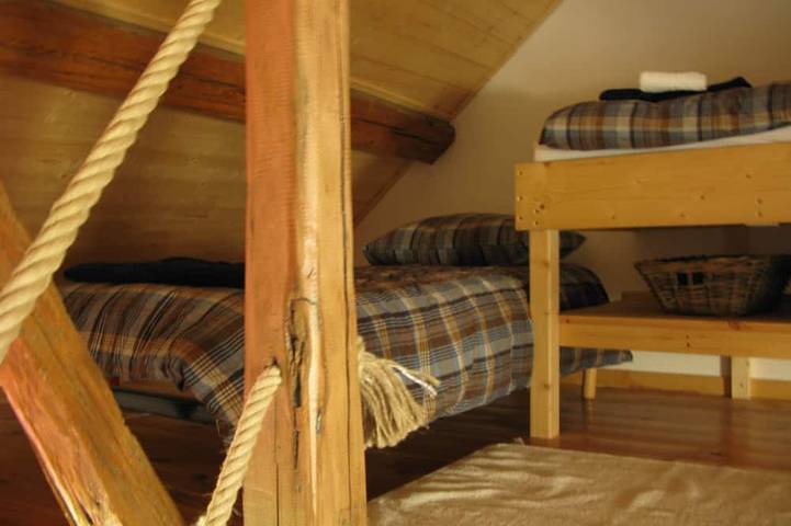 Location de vacances pour 12 personnes, avec terrasse et jardin à Chantelouve - 3