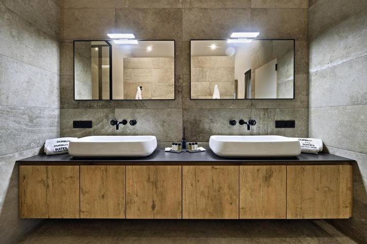 Location de vacances pour 2 personnes, avec sauna et jacuzzi ainsi que piscine et jardin dans Septon - 3