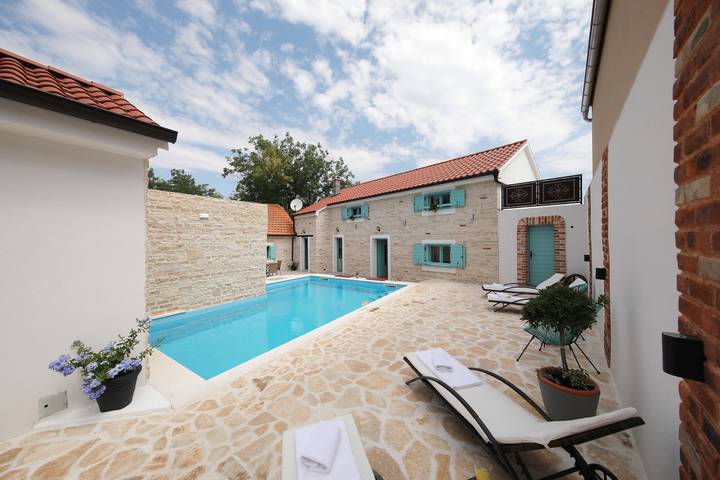 Ferienhaus für 10 Personen, mit Terrasse, mit Haustier in Sveti Petar na Moru