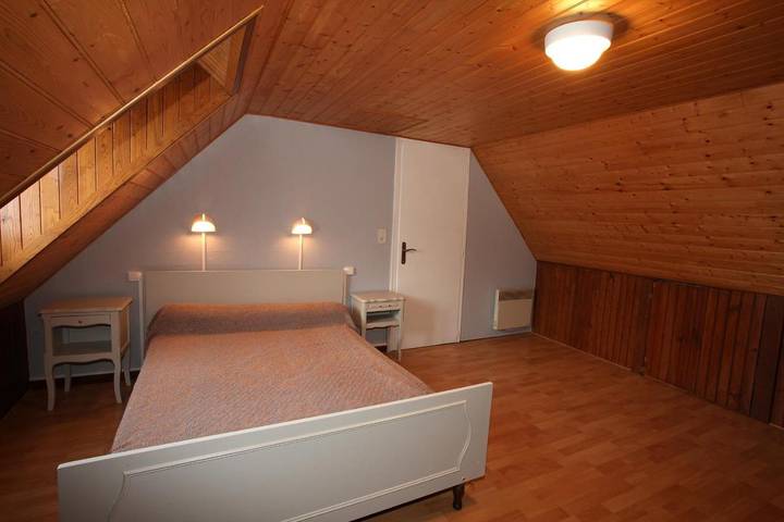 Gîte pour 6 personnes, avec terrasse et vue à Grust - 3