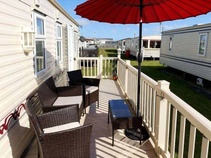 Caravan for 6 people, with pool and garden in Ingoldmells