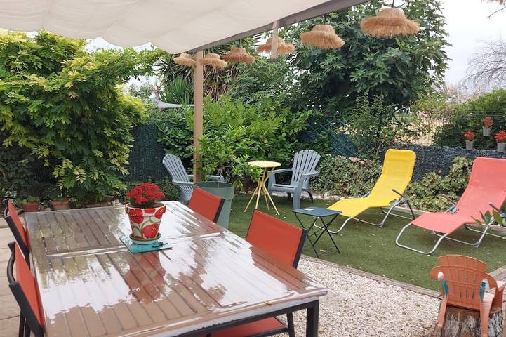 Location de vacances pour 5 personnes, avec piscine ainsi que jardin et terrasse à Loupian - 4