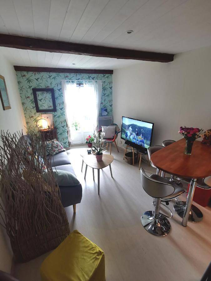 Location de vacances pour 5 personnes, avec vue et balcon à Aspremont - 2