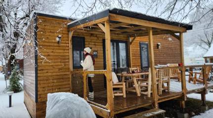 Camping pour 6 Personnes dans Chézery-Forens, Parc naturel régional du Haut-Jura, Photo 1
