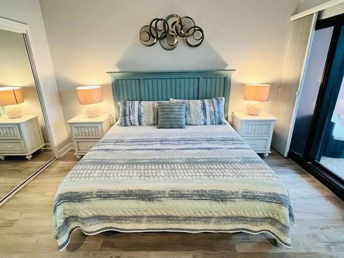 Vacation rental for 6 people, with yard and pool in Pensacola Beach