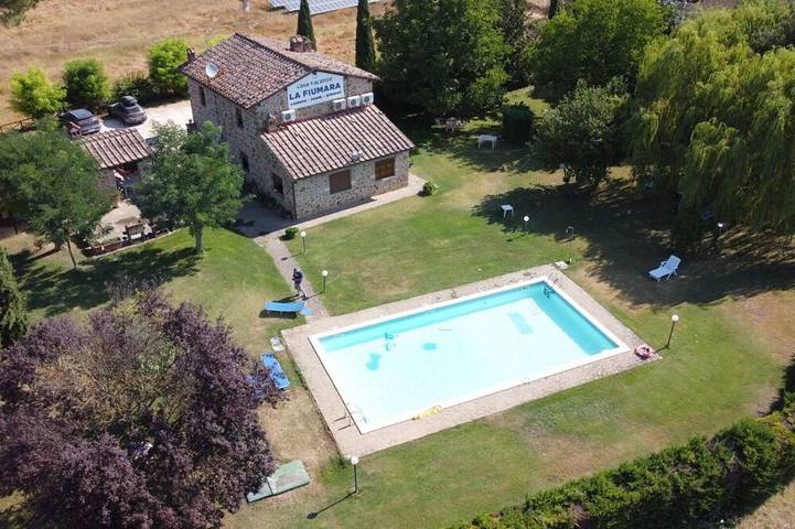 Villa für 2 Personen, mit Pool und Garten - 1