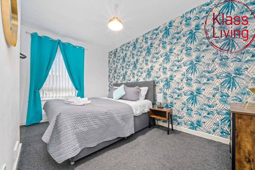Ganze Wohnung, Four bedroom 1st floor apartment in Airdrie in Nord Lanarkshire