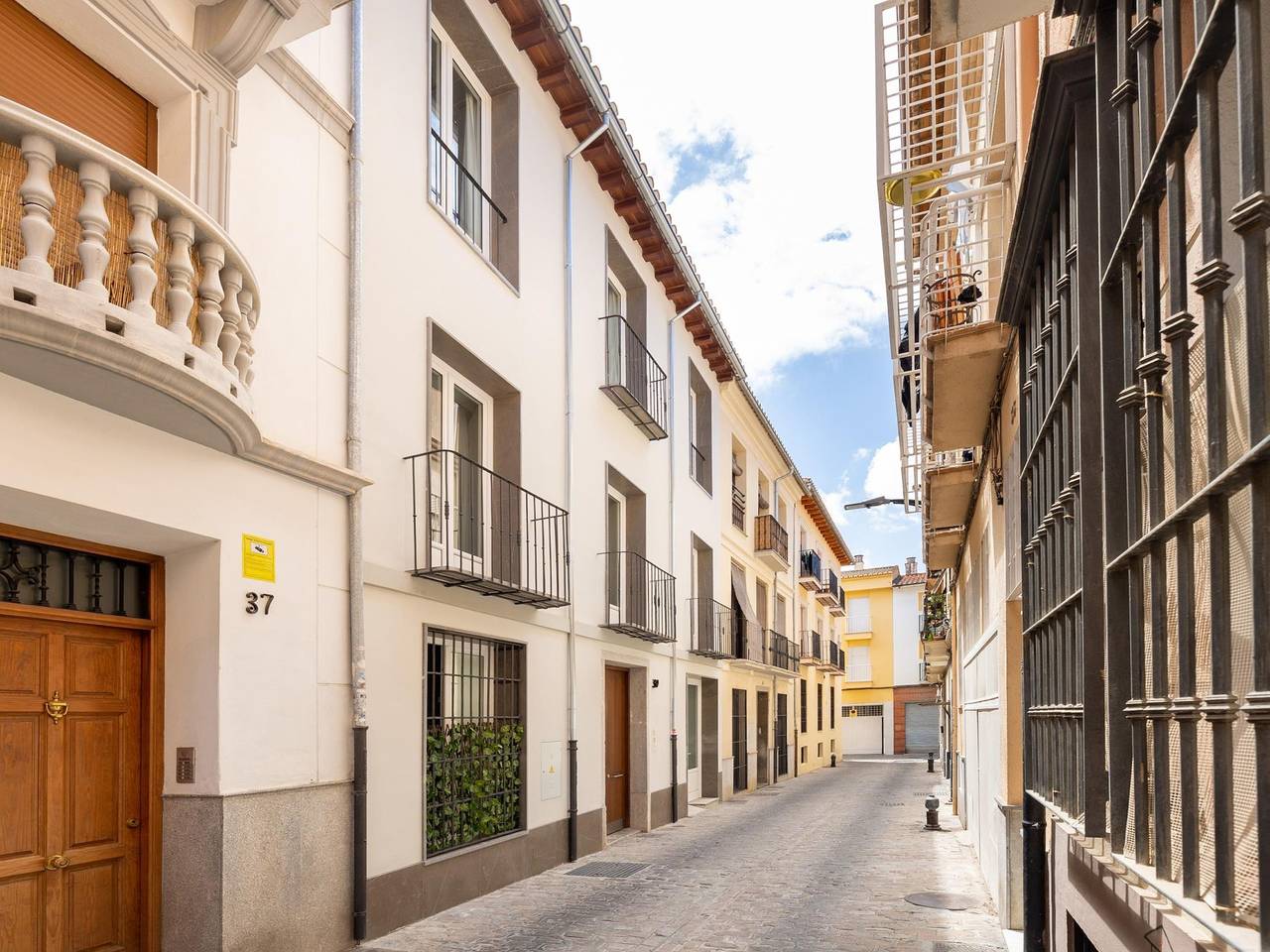 Entire vacation apartment, Luxury Suite San Diego in Centro-Sagrario, Granada