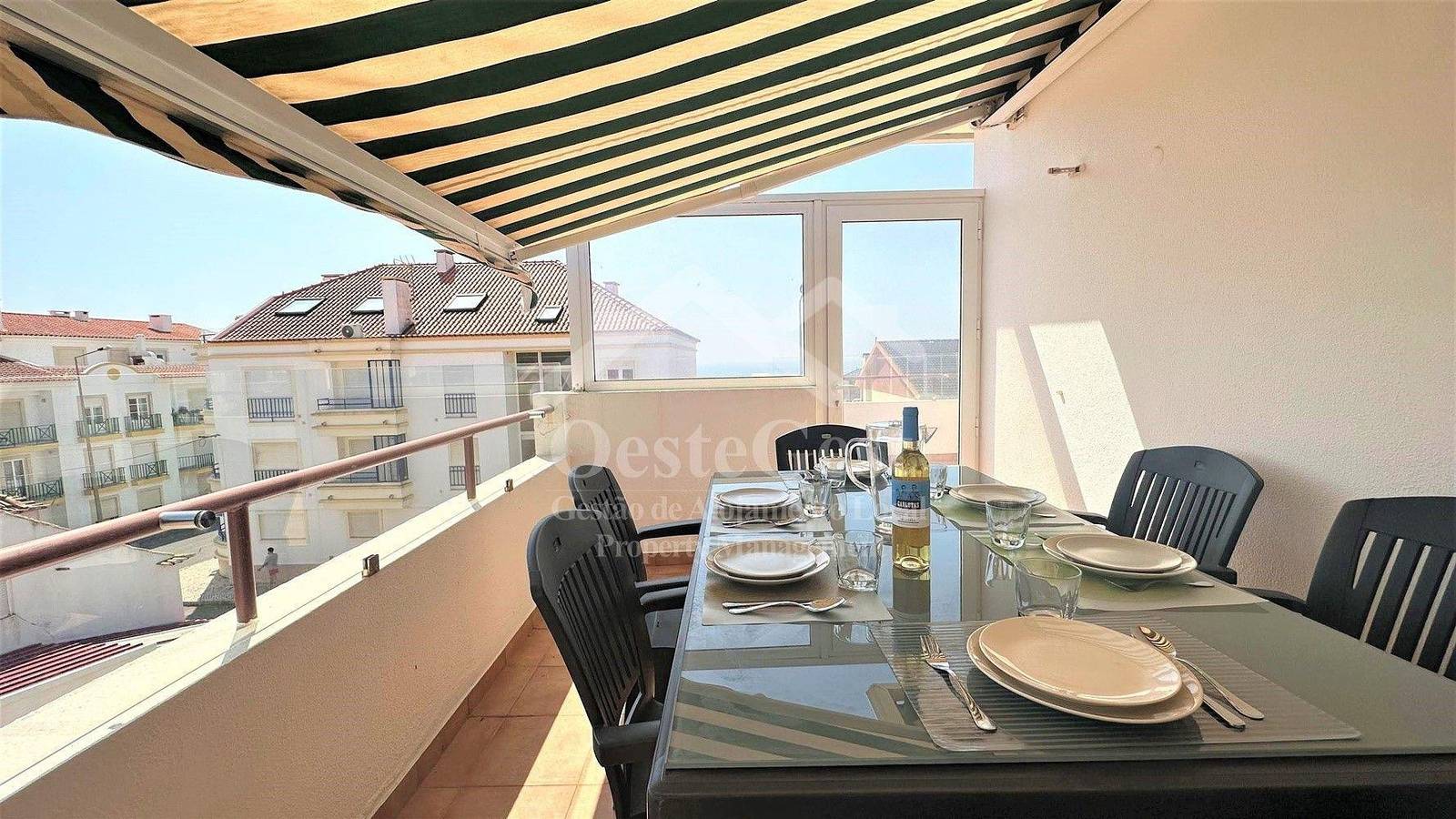Ganze Ferienwohnung, Weißer Sand Balkone in Praia da Areia Branca, Lourinhã