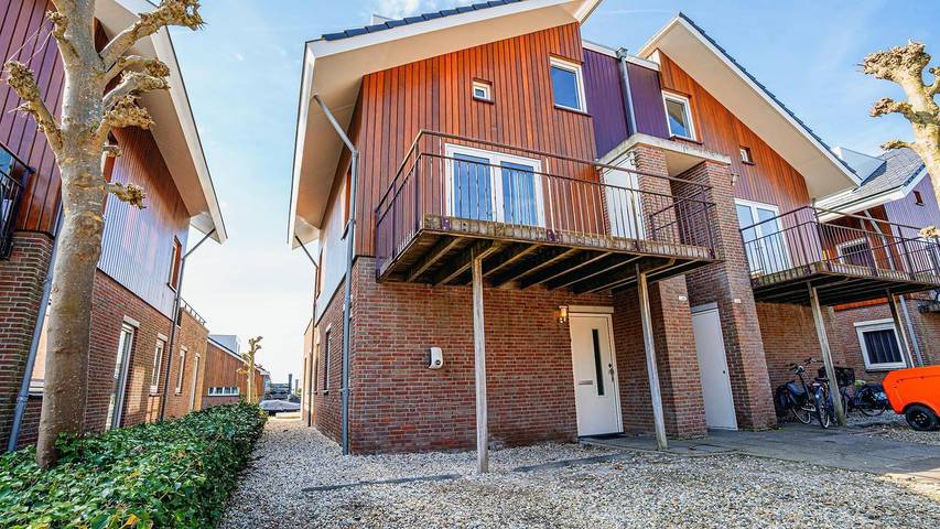 Appartement voor 6 personen, met tuin en terras in Uitgeest