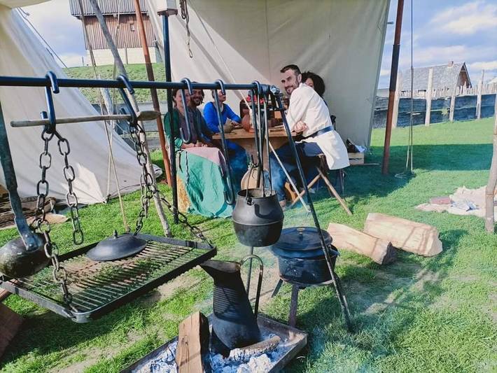 Camping pour 2 personnes, avec Terrasse ainsi que Jardin et Vue