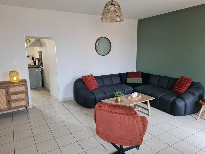 Location de vacances pour 5 personnes, avec vue ainsi que terrasse et jardin à Saint-Malô-du-Bois - 4