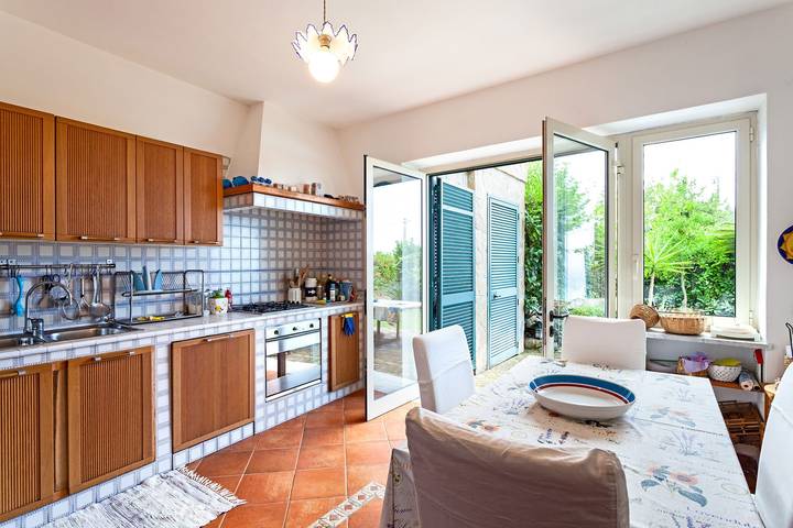 Location de vacances pour 8 personnes, avec jardin à Massa Lubrense - 4