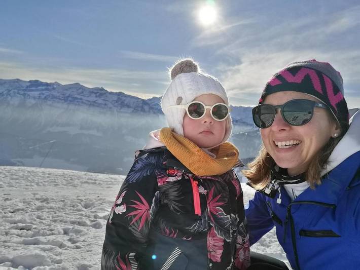 Gîte pour 3 personnes, avec vue ainsi que jardin et sauna, adapté aux familles à Bezau