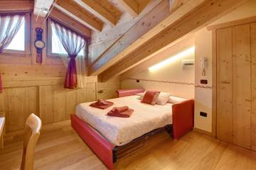 Holiday Rental for 2 People in Livigno, Sondrio Province, Photo 4