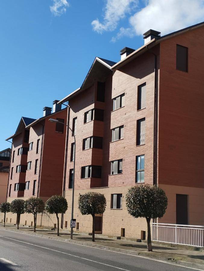 Gîte pour 4 personnes, avec balcon ainsi que vue et piscine à Boltaña - 3