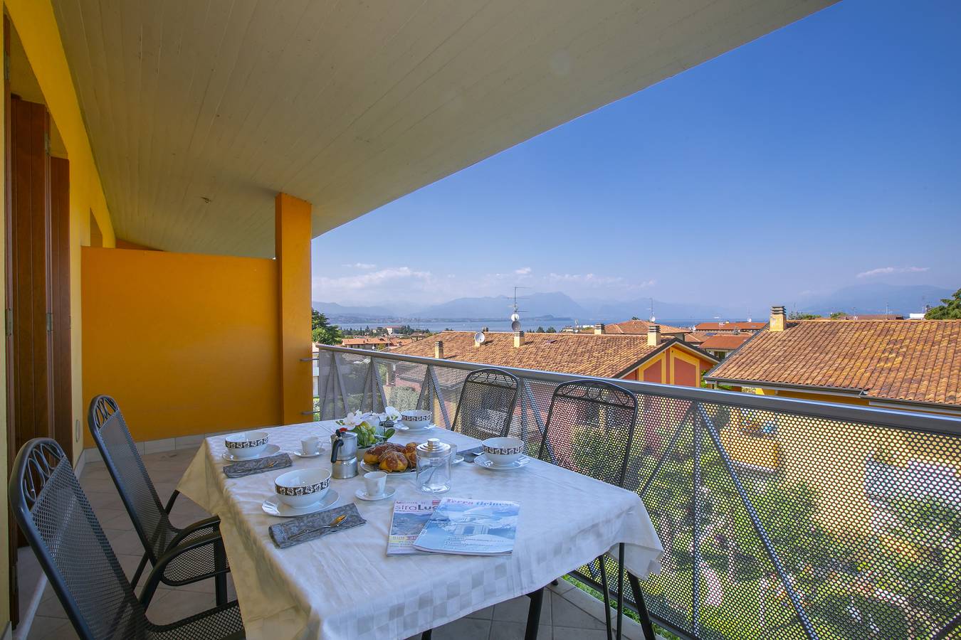 Ganze Wohnung, Appartamento Vista Lago in Rivoltella del Garda, Desenzano del Garda