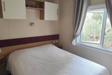 Camping für 6 Personen in La Tranche-sur-Mer, Vendée, Bild 1