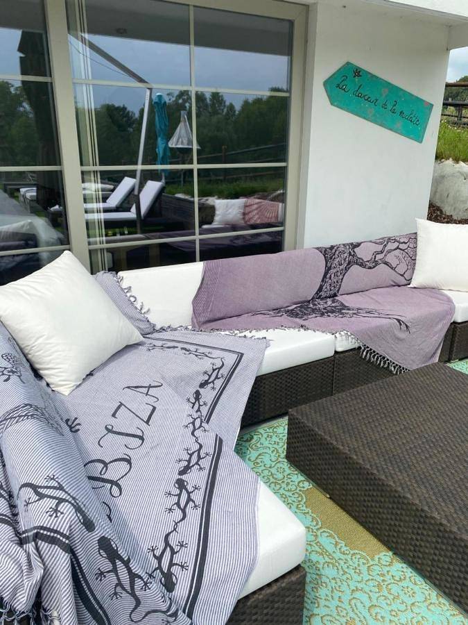 Location de vacances pour 4 personnes, avec vue et piscine ainsi que jardin et sauna à Ellezelles - 4