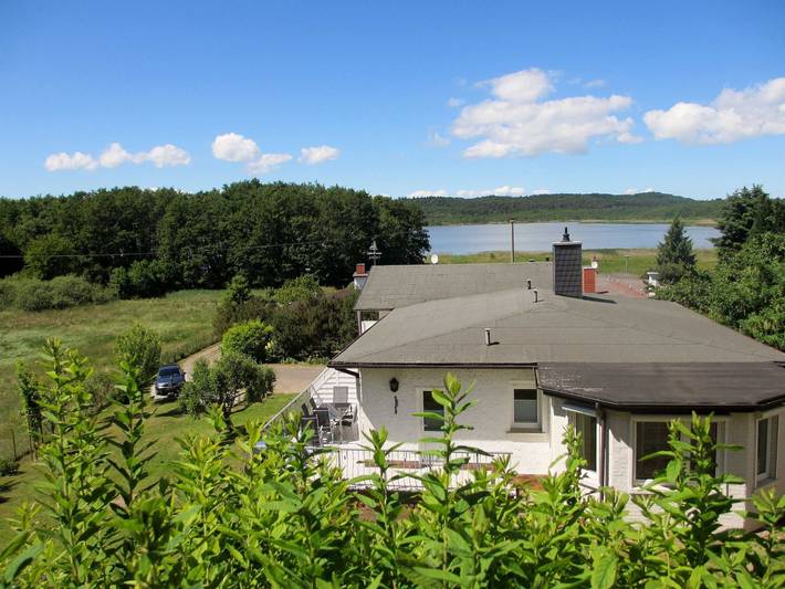 Ferienwohnung für 2 Personen, mit Terrasse und Garten sowie Seeblick, mit Haustier in Binz - 2