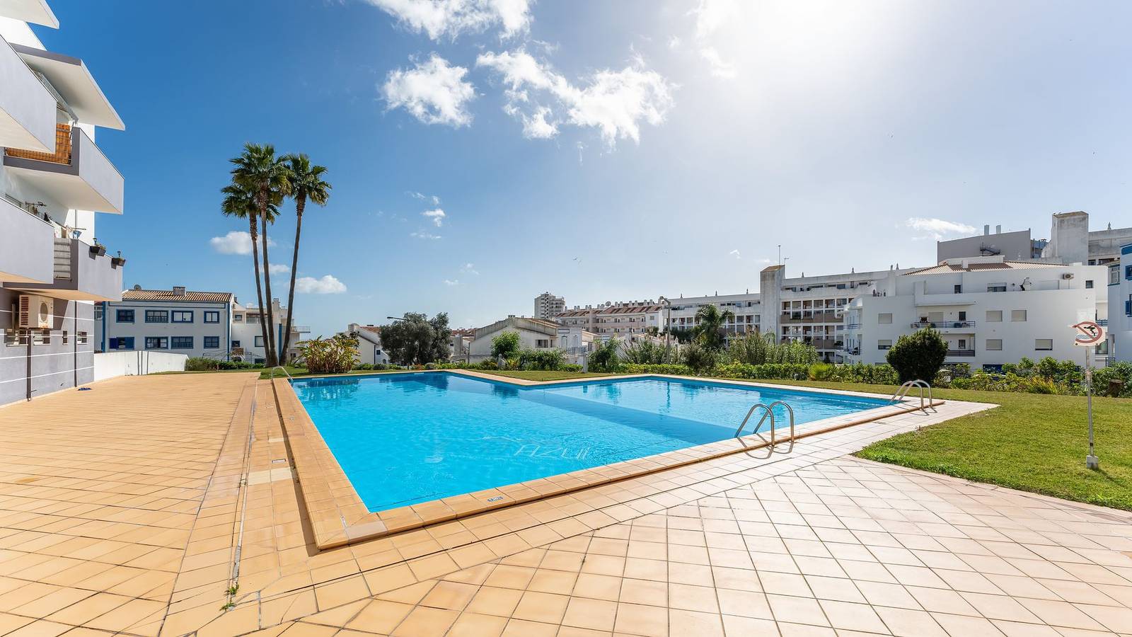 Apartamento entero, Apartamento de vacaciones para 5 personas con balcón in Monte Choro, Albufeira