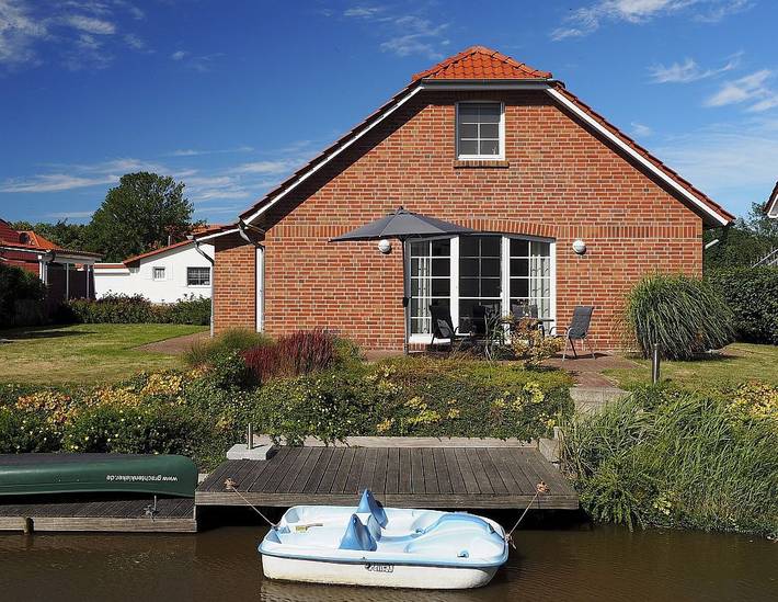 Ferienhaus für 6 Personen, mit Terrasse und Garten sowie Sauna in Greetsiel