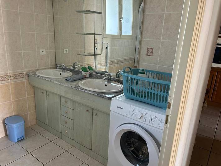 Location de vacances pour 7 personnes, avec terrasse et jardin à Saint-Amand-sur-Sèvre - 2