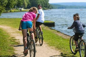 Camping pour 6 Personnes dans Les Mazures, Parc naturel régional des Ardennes, Photo 4