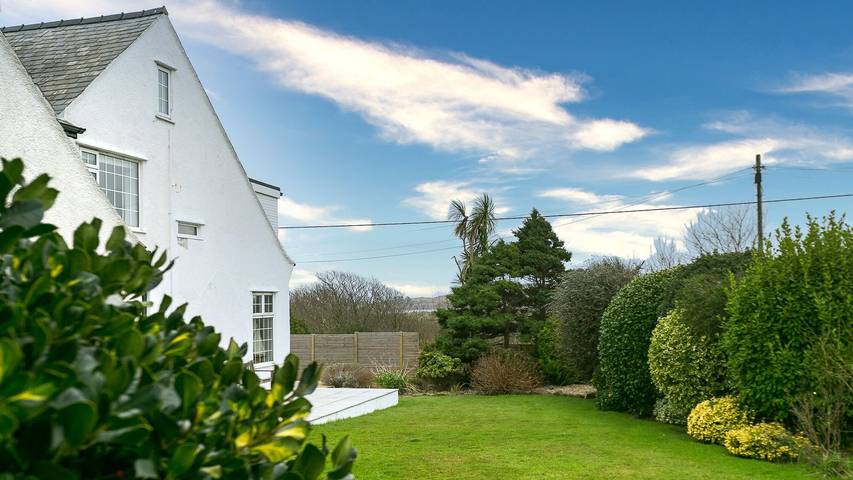 Cottage for 10 people, with pets in Abersoch