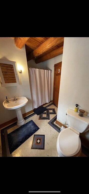 Log Cabin for 6 Guests in Greenbrier River, Pocahontas County, Picture 4