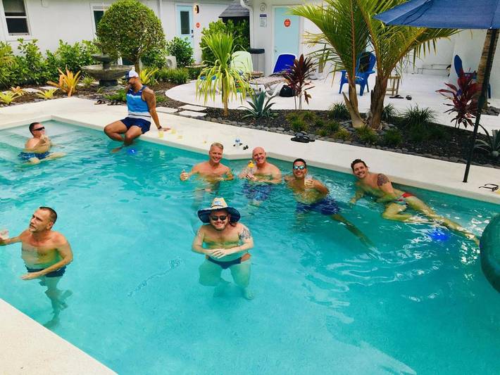 Casa de huéspuedes para 2 personas, con piscina y jardín además de jacuzzi y terraza en Florida
