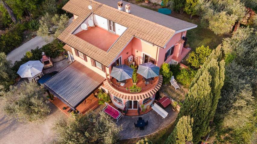 Ferienwohnung für 2 Personen, mit Terrasse und Garten sowie Pool und Sauna in Fara in Sabina - 3