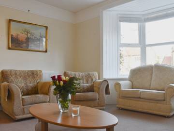 Log Cabin for 4 People in Whitby, North Yorkshire, Photo 2