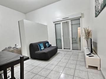 Gîte pour 4 personnes, avec terrasse à Champs-sur-Marne