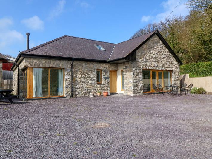Holiday rental for 6 people, with Balcony and Garden in Red Wharf Bay