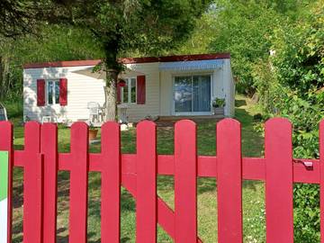 Gîte pour 4 personnes, avec jardin dans Le Menoux