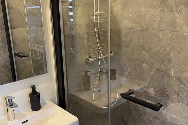 Gîte pour 2 personnes à Décines-Charpieu - 4