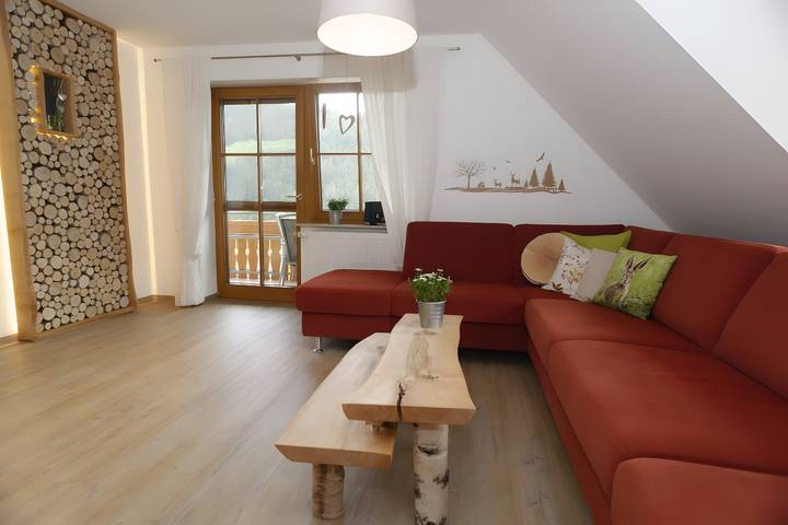Ferienwohnung für 6 Personen, mit Balkon und Garten in Simonswald