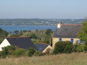 Gîte pour 2 personnes, avec jardin et terrasse à Logonna-Daoulas