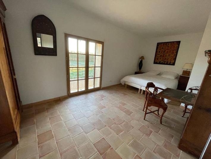 Chambre d’hôte pour 2 personnes, avec vue et jardin ainsi que piscine et balcon à Robion - 3